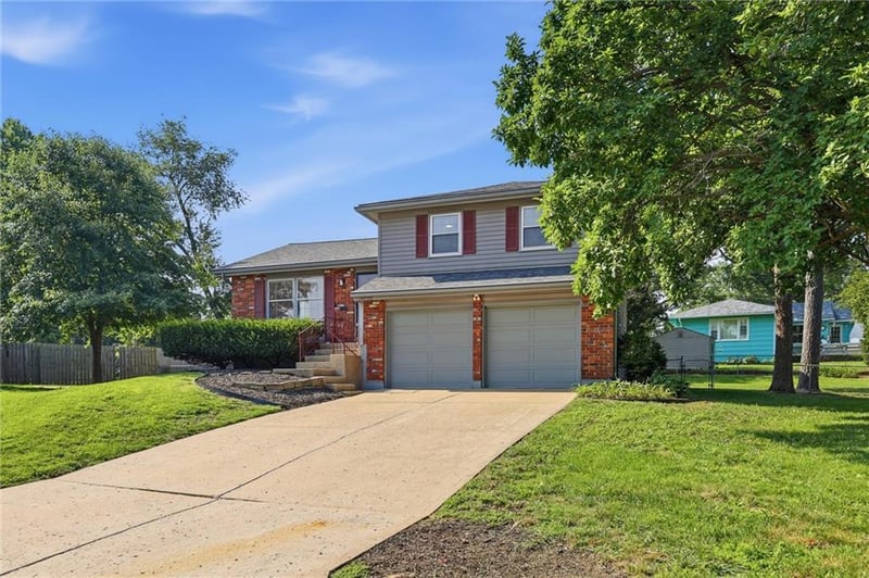 10729 Mcgee St, Kansas City, MO 64114