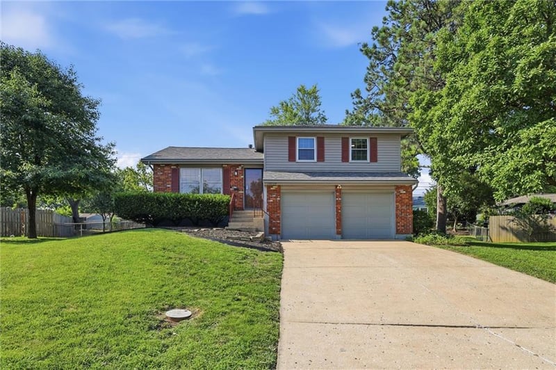 10729 Mcgee St, Kansas City, MO 64114