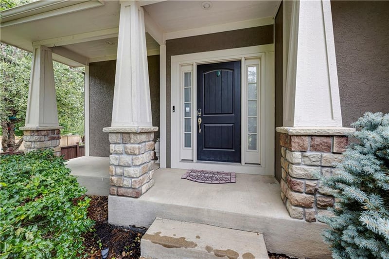 17285 Conley St, Olathe, KS 66062