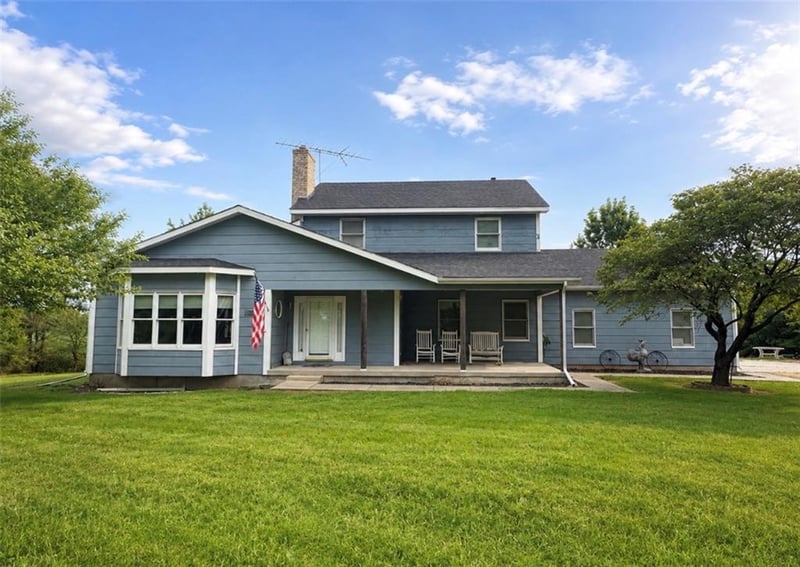 24372 243rd St, Mclouth, KS 66054