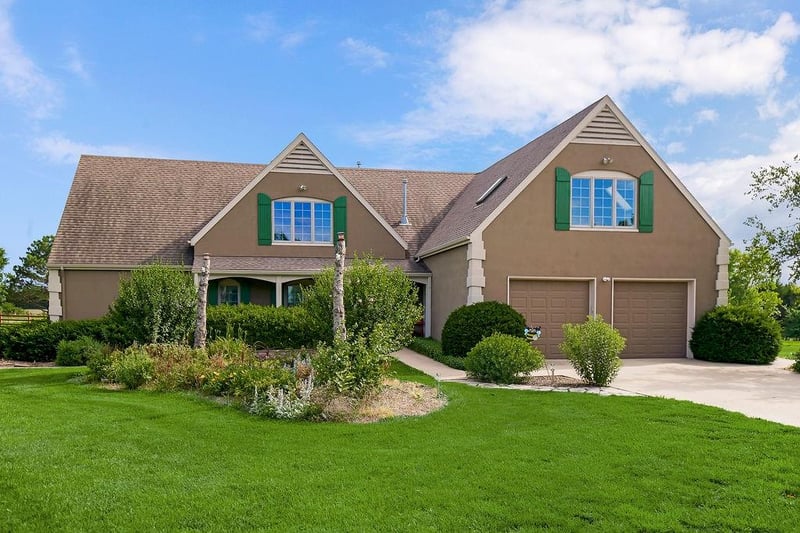 1949 900 Rd, Eudora, KS 66025