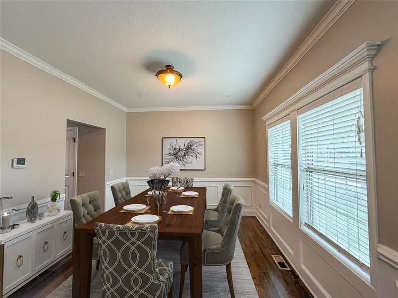 9307 97th Ter, Kansas City, MO 64157