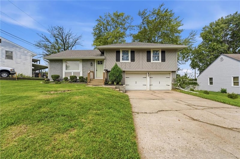 5336 N Richmond Ave, Kansas City, MO 64119
