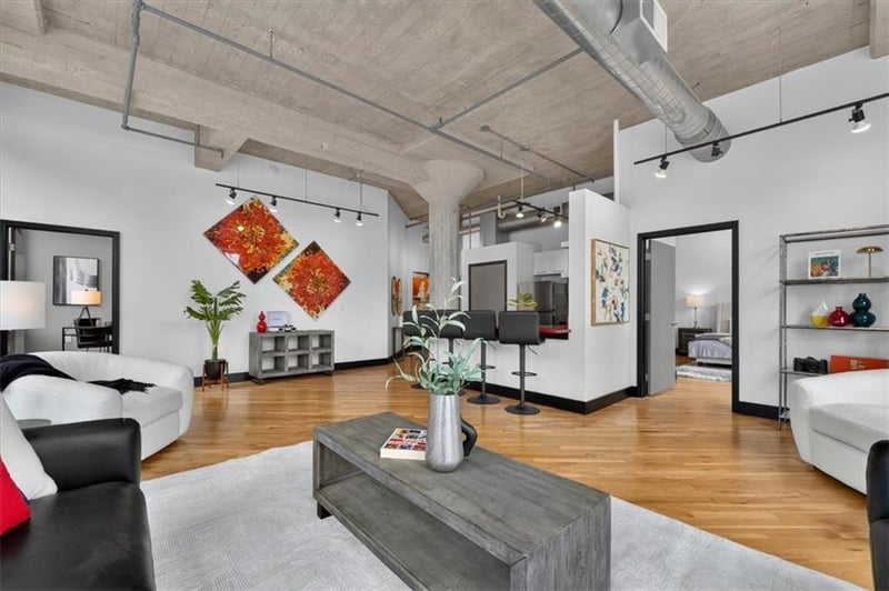 2029 Wyandotte #204 St #204, Kansas City, MO 64108