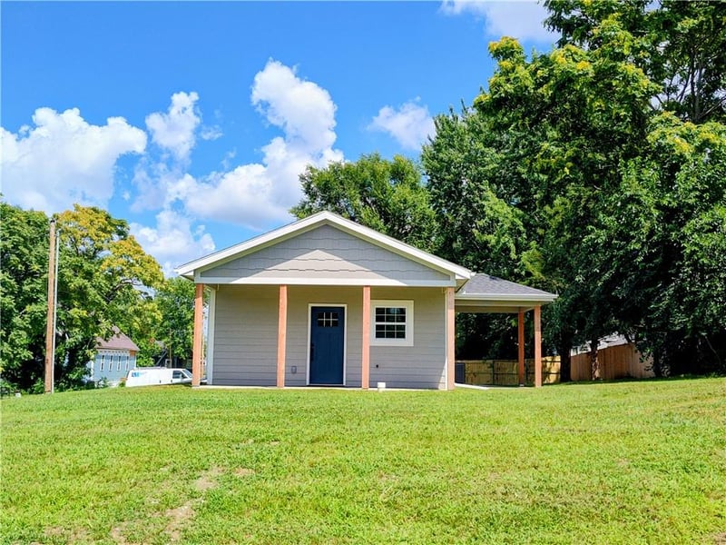 307 Camden St, Richmond, MO 64085