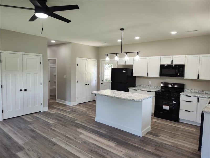 307 Camden St, Richmond, MO 64085