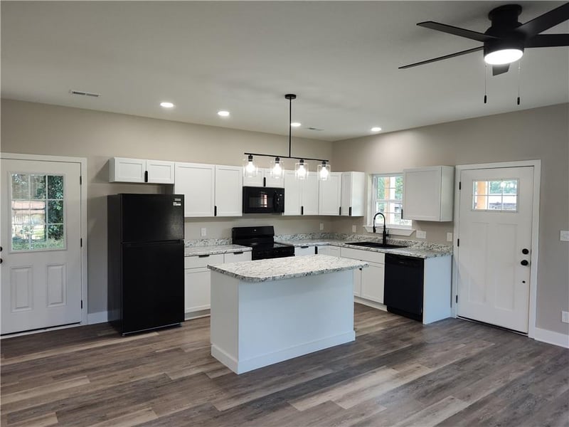 307 Camden St, Richmond, MO 64085