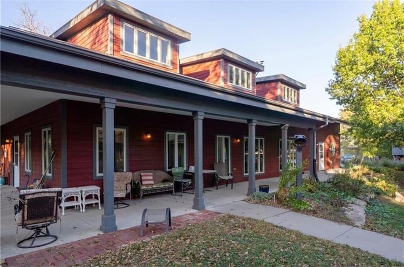 1228 Delaware St #E16, Lawrence, KS 66046