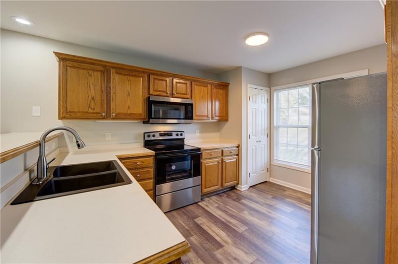 1721 Collins Dr, Platte City, MO 64079