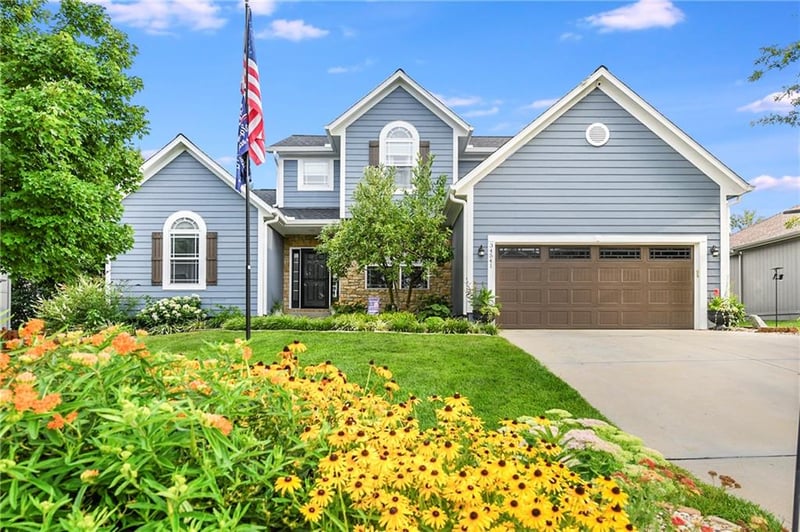 34541 W 83rd St, De Soto, KS 66018