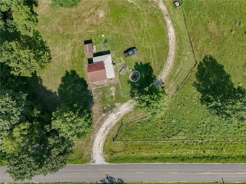 9964 State Route M Hw, Breckenridge, MO 64625