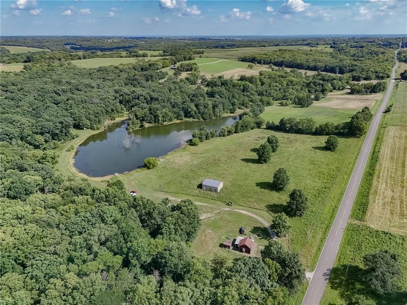 9964 State Route M Hw, Breckenridge, MO 64625