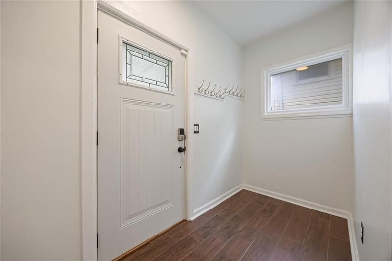 2939 Wayne Ave, Kansas City, MO 64109