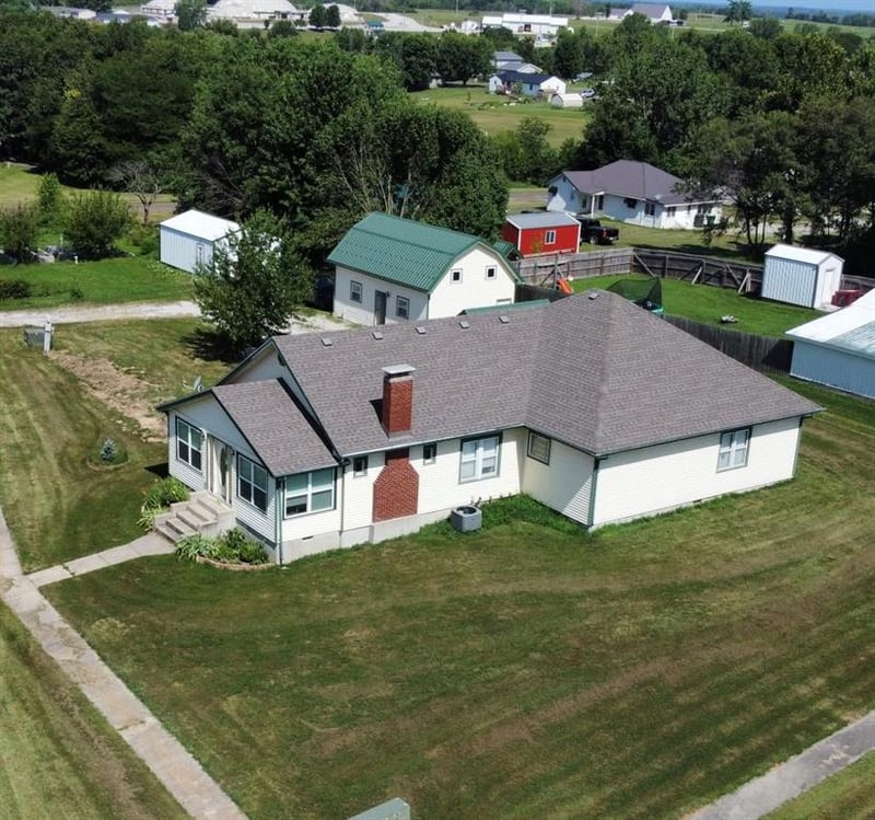 301 Walnut St, Pattonsburg, MO 64670