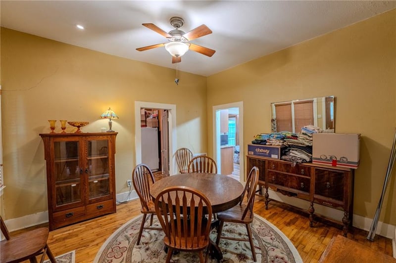 325 Montgomery St, Thayer, KS 66776