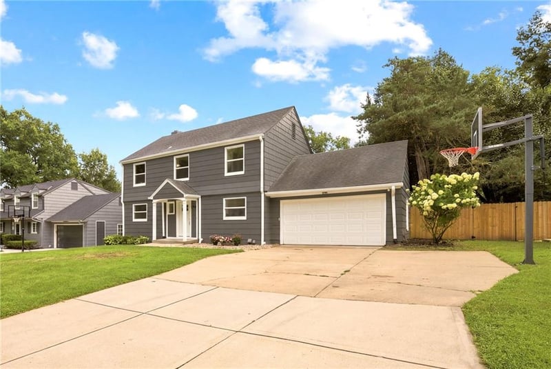 1263 67th Ter, Kansas City, MO 64113