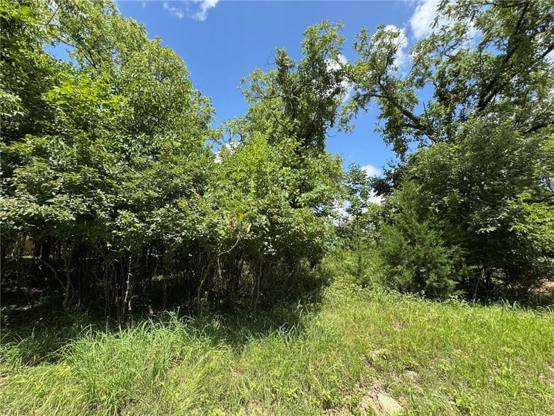 5 Shady Hollow Dr, Linn Valley, KS 66040