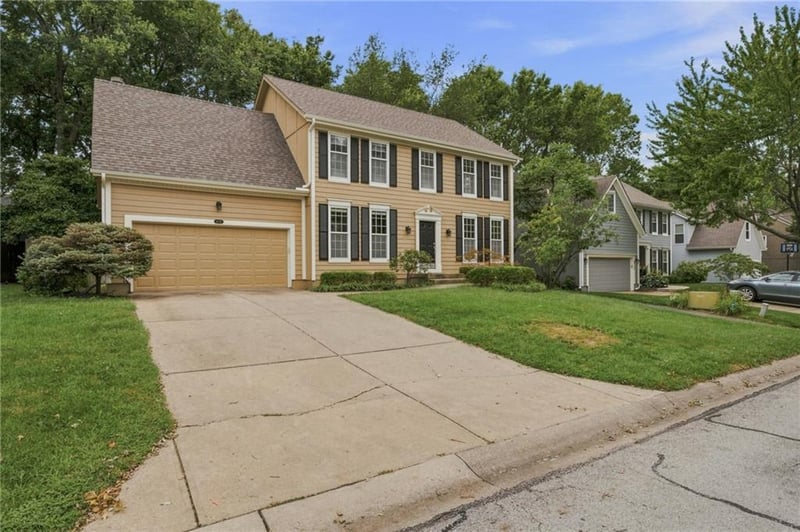 18735 W 116th St, Olathe, KS 66061