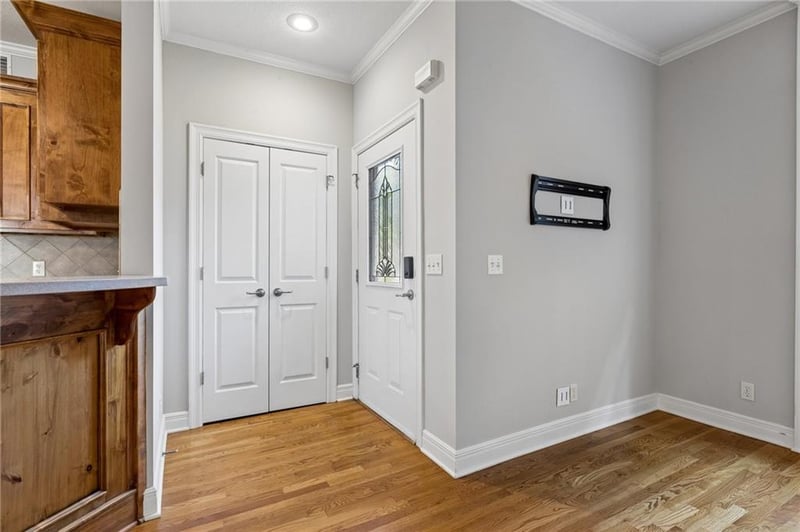 11575 S Bell Court Drive#104 Dr, Olathe, KS 66061