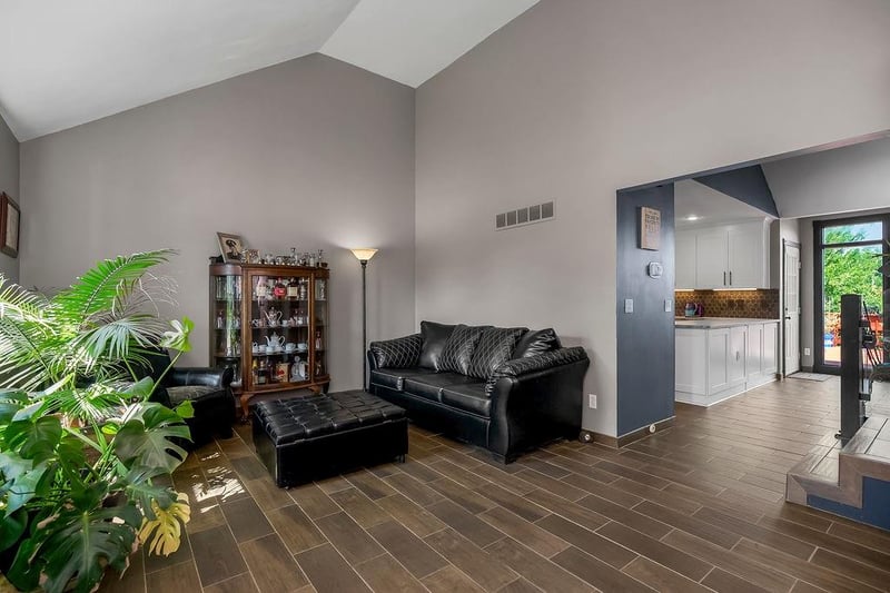 1120 73rd Ter, Kansas City, MO 64118
