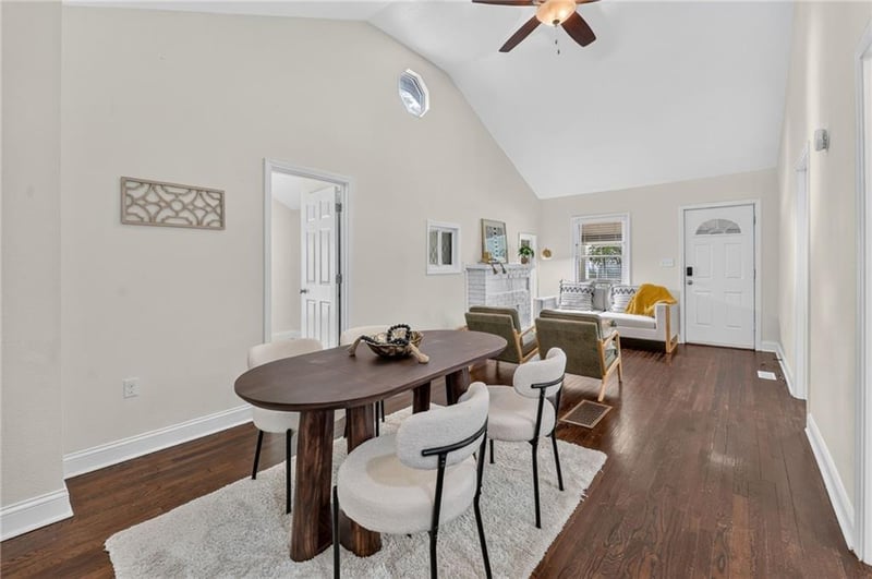 7637 Jefferson St, Kansas City, MO 64114