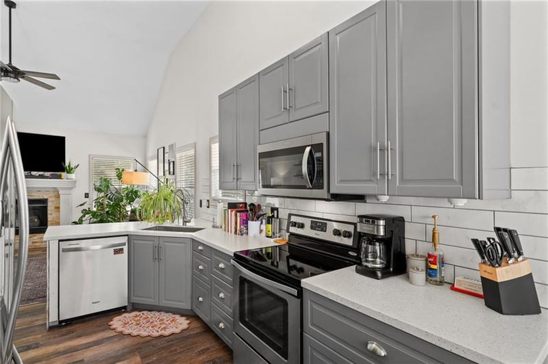 701 Rockwell Ave, Independence, MO 64056