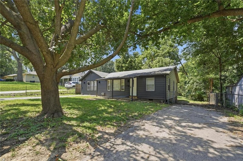 5312 Byrams Ford Rd, Kansas City, MO 64129