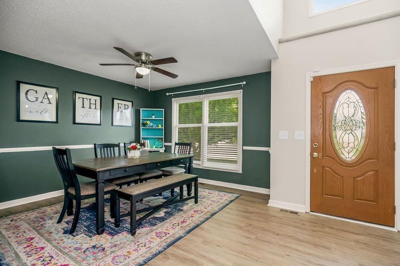 8401 75th Ter, Kansas City, MO 64158
