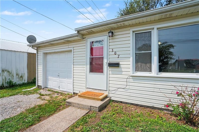 307 Raum St, Lawson, MO 64062