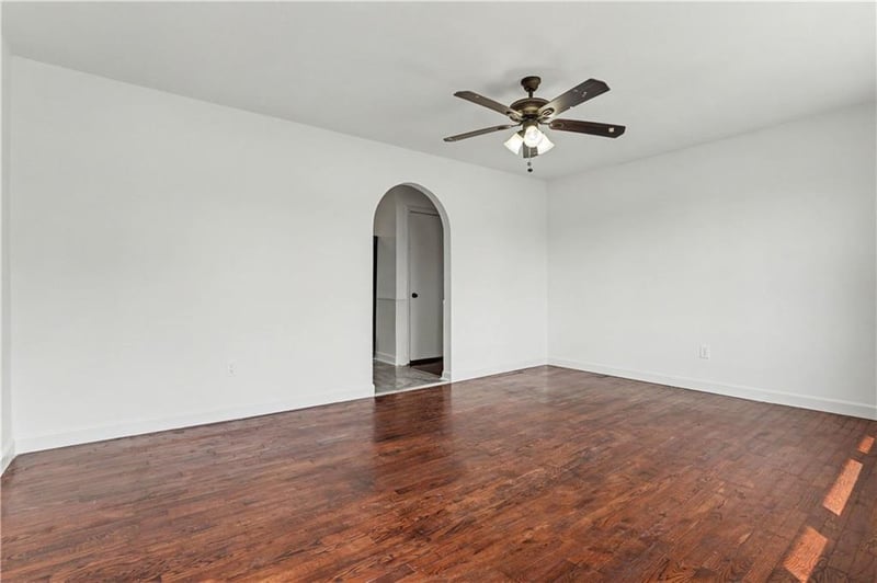 307 Raum St, Lawson, MO 64062