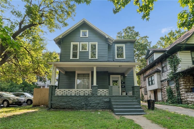 3217 Campbell St, Kansas City, MO 64109