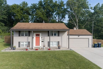 5306 Sycamore Dr, Kansas City, MO 64119