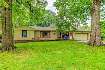 4644 Blue Ridge Blvd, Kansas City, MO 64133