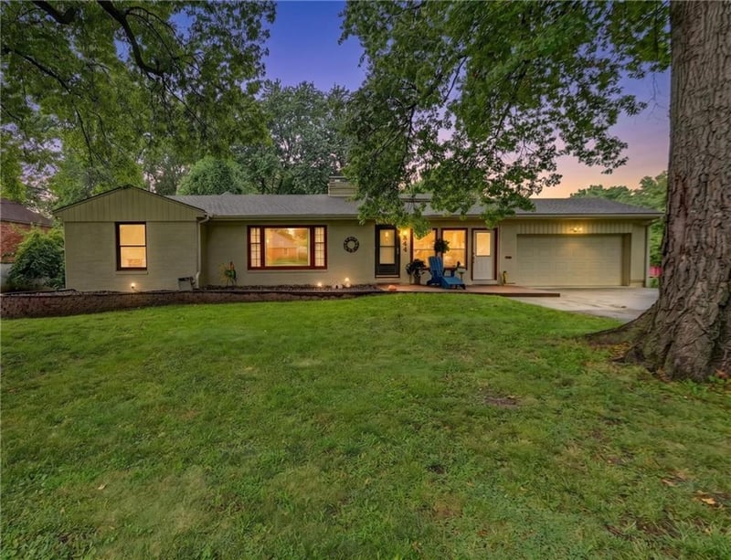 4644 Blue Ridge Blvd, Kansas City, MO 64133