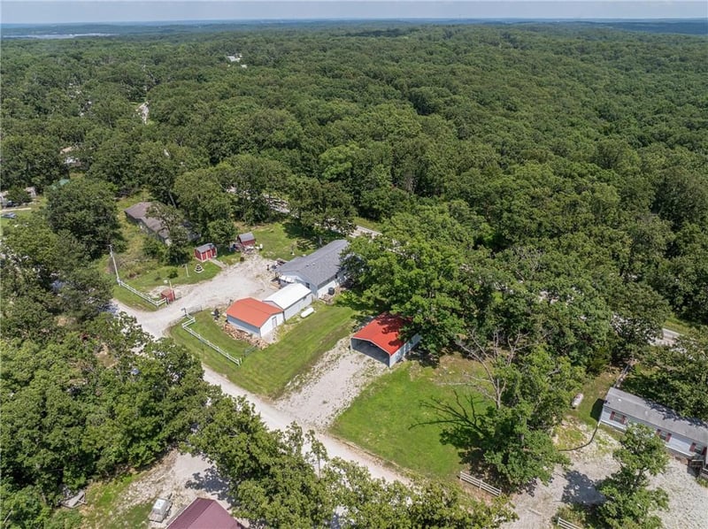 11138 Leisure Dr, Warsaw, MO 65355