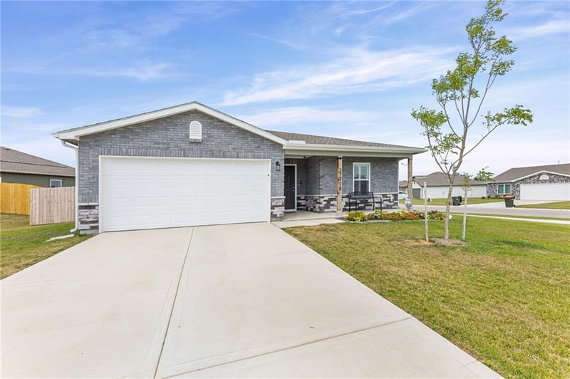 37718 208th Ter, Edgerton, KS 66021