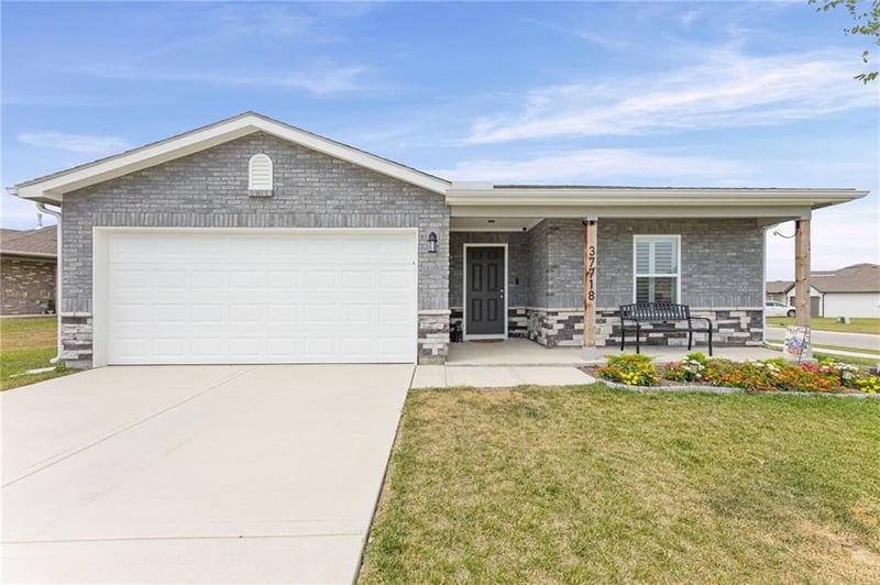 37718 208th Ter, Edgerton, KS 66021