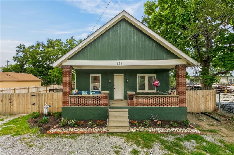 738 Garland Ave, Kansas City, MO 64120