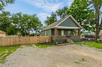 738 N Garland Ave, Kansas City, MO 64120