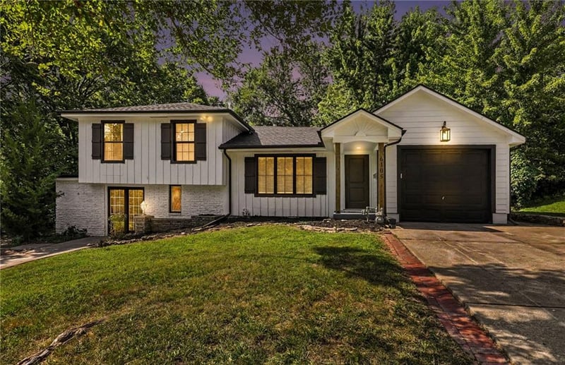 6105 96th Ter, Kansas City, MO 64134