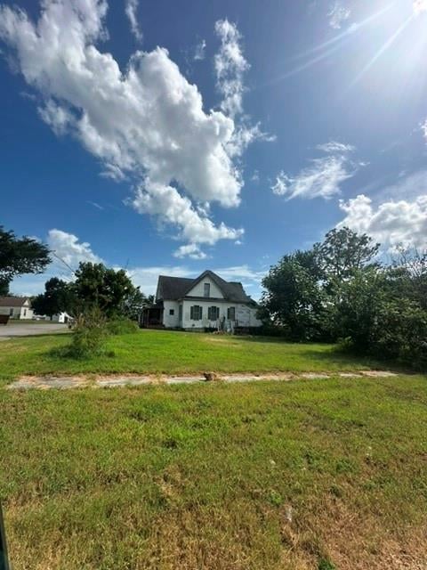 1102 Elm St, Galena, KS 66739