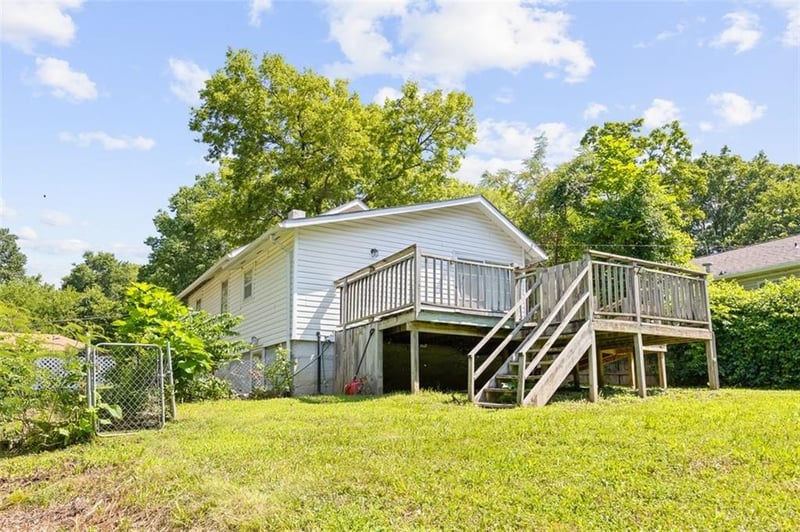 11419 27 St, Independence, MO 64052