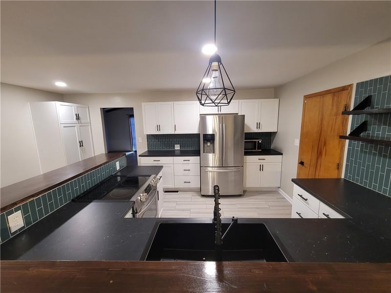 3315 Crysler Ave, Independence, MO 64055