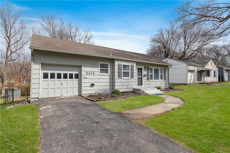 5343 Briar St, Roeland Park, KS 66205