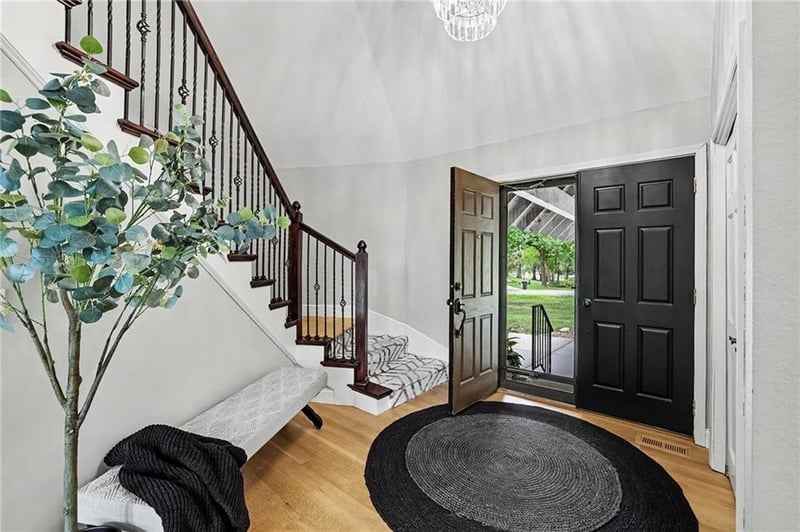 11460 W 155th Ter, Overland Park, KS 66221