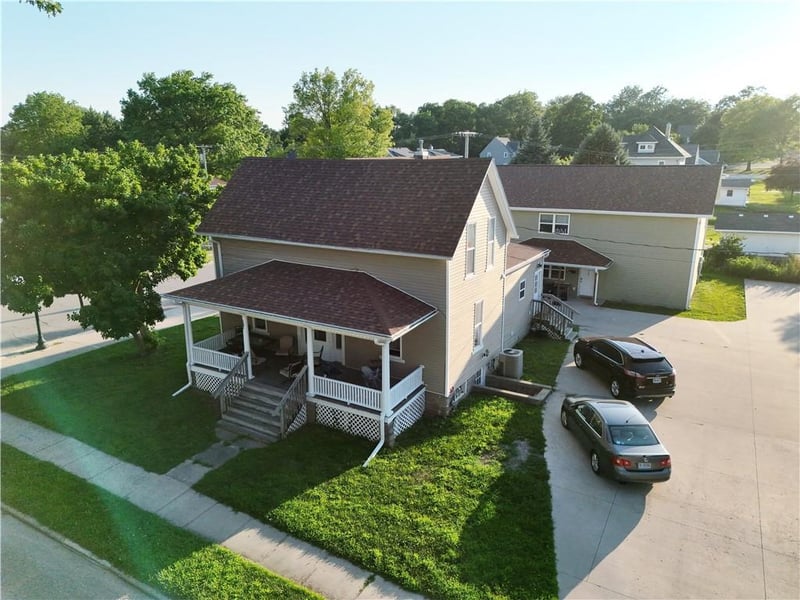 Walnut St, Maryville, MO 64468