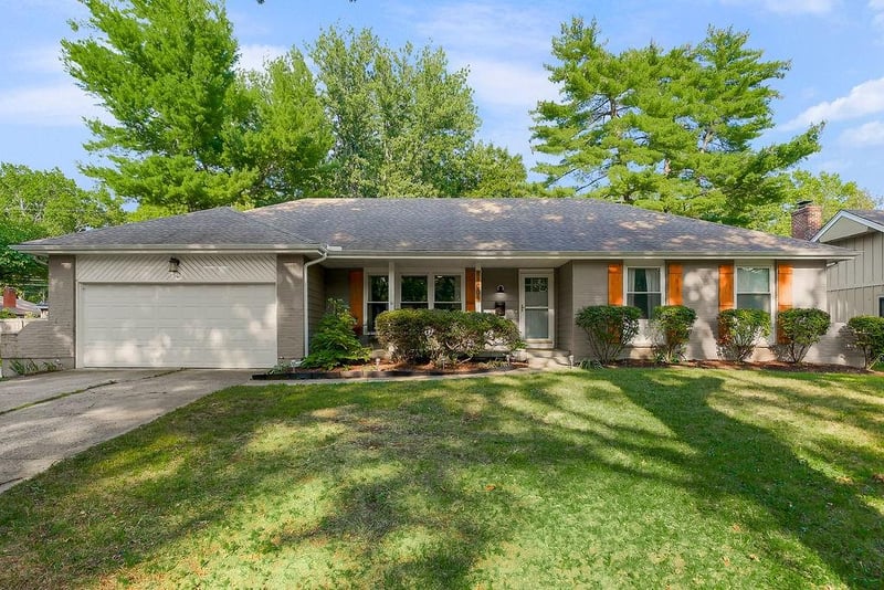 11001 Glen Arbor Rd, Kansas City, MO 64114