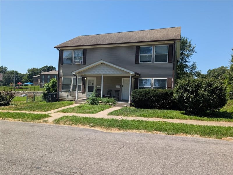 420 - 422 15th St, St Joseph, MO 64501