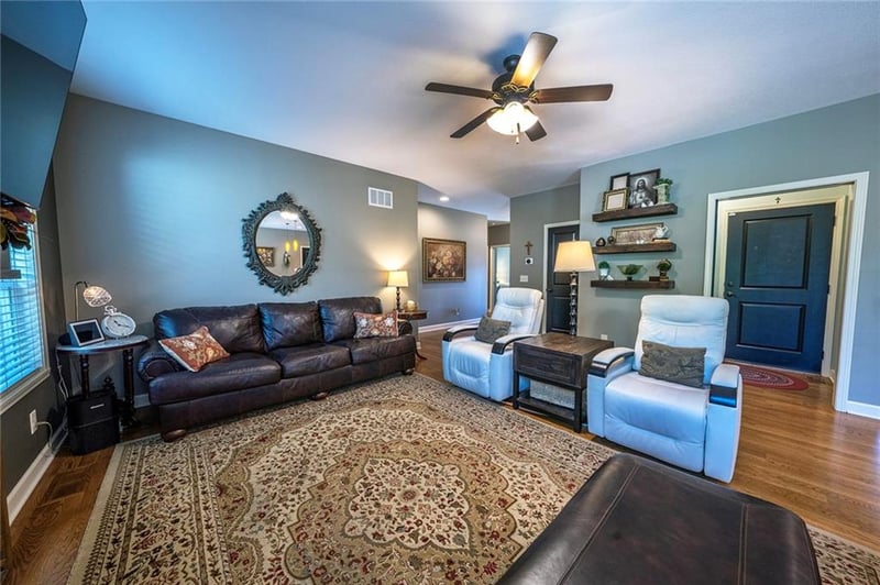 6208 Crystal Ln, Lawrence, KS 66049