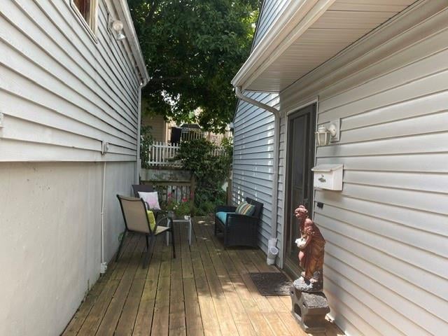 7010 Askew Ave, Gladstone, MO 64119
